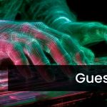 nfográfico sobre o que é guest post e como fazer estratégia de link building. No centro, aparece um computador com a frase “Seu Site” e gráficos de crescimento. Setas e correntes apontam de três lados diferentes — Blog Parceiro, Portal de Nicho e Site de Autoridade — em direção ao site principal. Acima do site, há uma seta verde subindo com um símbolo de autoridade, representando aumento de tráfego e relevância no Google. Fundo azul com elementos digitais e sensação de crescimento online.